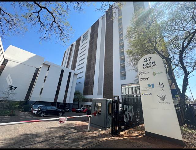 552M² OFFICE TO LET IN ROSEBANK